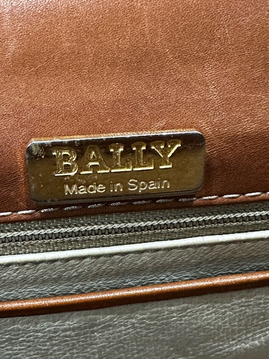 Vintage Bally Cognac Leather Top Handle, Sculptural Metal Handle – Made in Spain - Picture 14 of 15